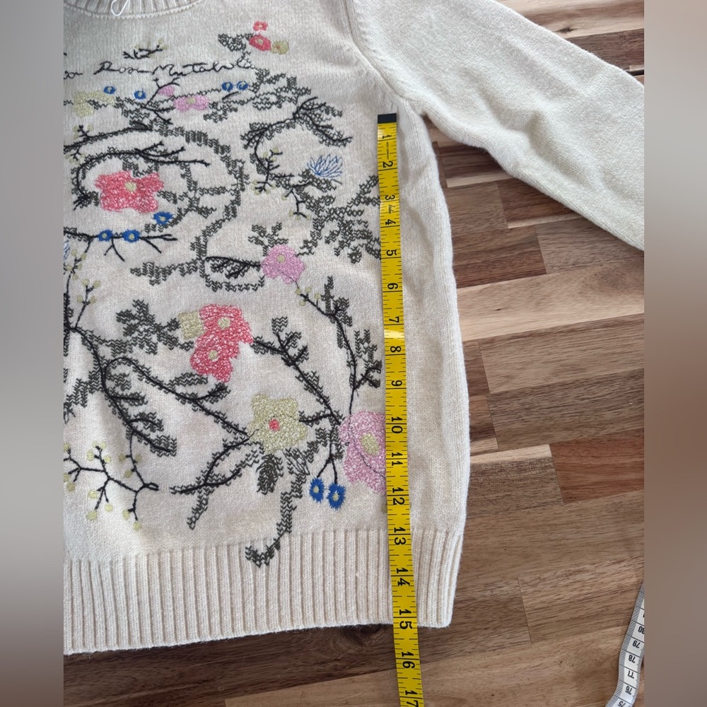 Christian Dior Embroidered crewneck cream sweater Small NWOT - Picture 9 of 15